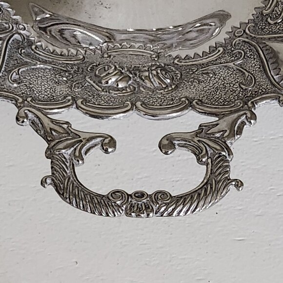 Vintage Silver-Plated Nut Bowl Embossed Floral Ornate Shallow Bowl With Feet - Picture 10 of 10